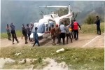 डिलाशैनी घटना : गम्भीर घाइते कर्मचारीलाई हेलिकोप्टरमार्फत नेपालगञ्ज लगियो 
