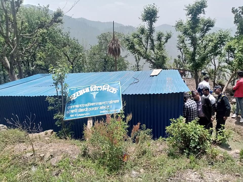 बैतडीको पञ्चेश्वरमा स्वास्थ्य संयोजकले सञ्चालन गरेको मेडिकल सिल