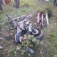 कैलालीमा हाईस र मोटरसाइकल ठोक्किदा दुई जनाको मृत्यु‍