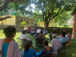 बैतडीमा मतदानस्थल र मतदान केन्द्रको अनुगमन