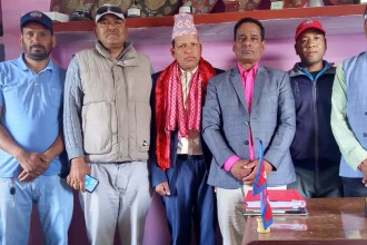 बैतडी जिल्ला खेलकुद समितिका अध्यक्ष चन्दले गरे पदभार ग्रहण 