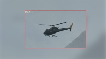 दार्चुलामा चार मतदान केन्द्रको मतपेटिका हेलिकप्टरबाट ढुवानी 