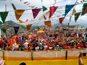 बैतडीको खोड्पेमा डेउडा प्रतियोगिता सम्पन्न, पुरुषमा भाष्कर र महिलामा सञ्जा प्रथम 