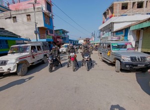 प्रतिनिधि सभा निर्वाचन : बैतडीमा नेपाली सेनाको मोटरसाइकल गस्ती