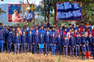 बैतडीको गुरुकुल माविका विद्यार्थीहरुलाई न्यानो लुगा वितरण 