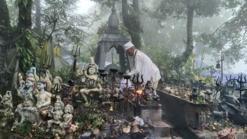 सुदूरपश्चिममा बत्ती बाल्ने महिना शुरु 