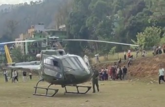 दार्चुला जिप दुर्घटना : घाइते तीन जनालाई सेनाको हेलिकप्टरमार्फत धनगढी लगियो 