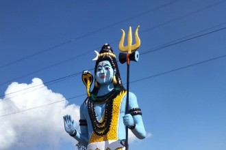 बैतडीको खोड्पेस्थित शिव मन्दिरमा २२ फीट अग्लो भगवान शिवको मूर्ती निर्माण 