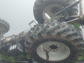 बैतडीको डिलाशैनीमा ट्याक्टरबाट खसेर एकजना घाइते 