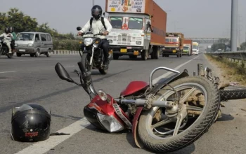 कैलालीमा मोटरसाइकल दुर्घटना