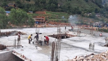 सुर्नयामा दश शैय्याको आधारभूत अस्पताल : ७० प्रतिशत निर्माण कार्य सम्पन्न 