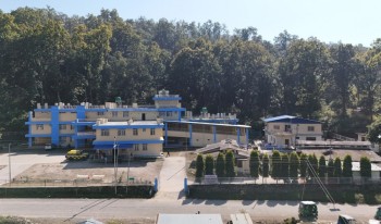 डडेल्धुरामा झाडापखालाका कारण एक बालकको मृत्यु 