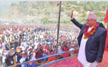 पाँच मुखेहरूले देश बर्बाद पार्दैछन्ःओली