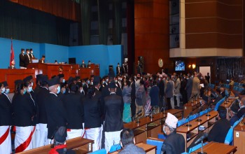 संघीय संसद् : नजिकिँदै सभामुख, टाढिँदै प्रतिपक्ष