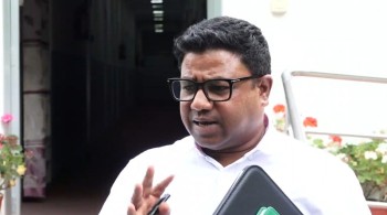 सन्तोष परियारद्वारा रास्वपा परित्याग