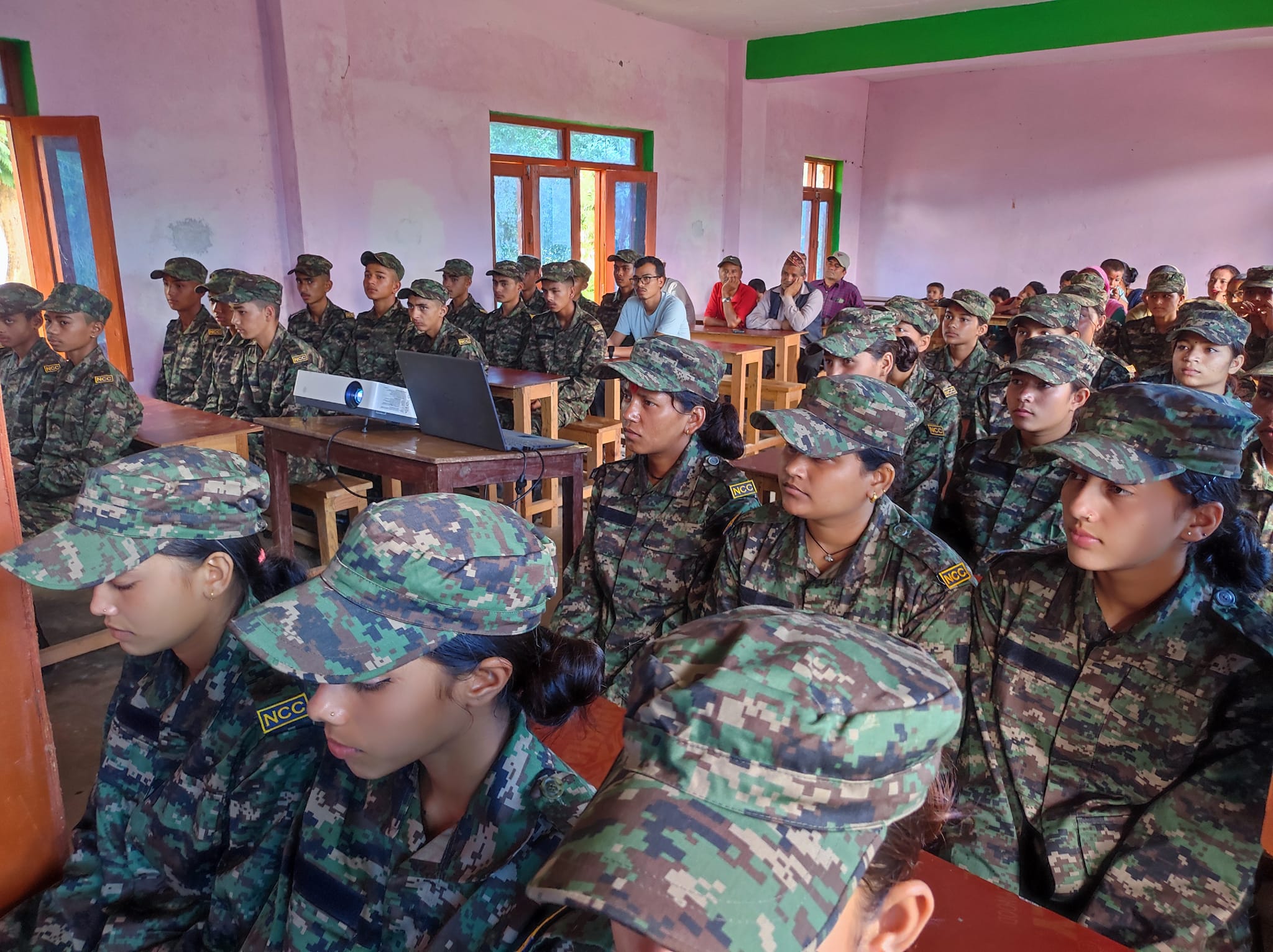 बैतडीमा विद्यार्थीहरुलाई  राष्ट्रिय सेवा दल तालिम