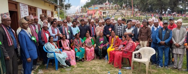 बैतडीको देहीमाण्डौंमा लागेको ठुली जातमा १८ जना देउडीया सम्मानित 