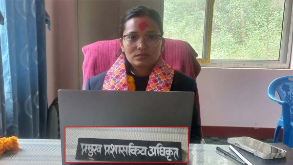 पाटन नगरपालिकामा नयाँ प्रमुख प्रशासकीय अधिकृत अञ्जु चौधरी हाजिर