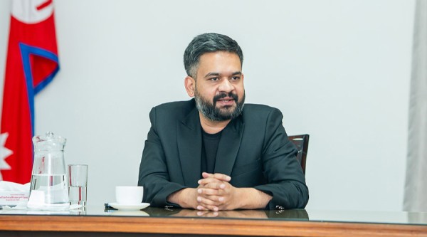 प्रधानमन्त्री शाहले आज सातै प्रदेशका मुख्यमन्त्रीसँग छलफल गर्नुहुँदै