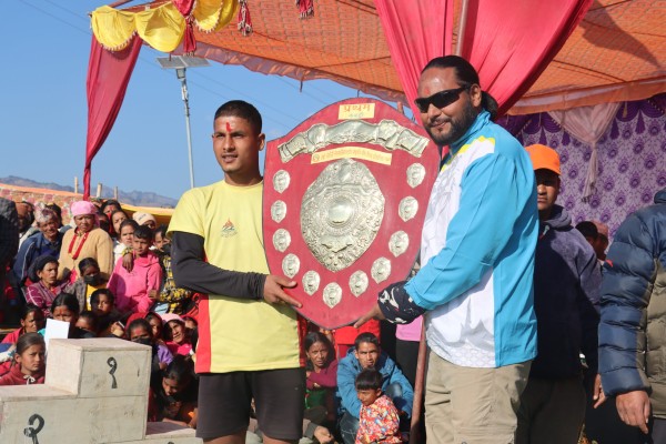 बैतडीको मेलौलीमा राष्ट्रपति रनिङ शिल्ड प्रतियोगिता सम्पन्न, मणिलेक माविले जित्यो उपाधी