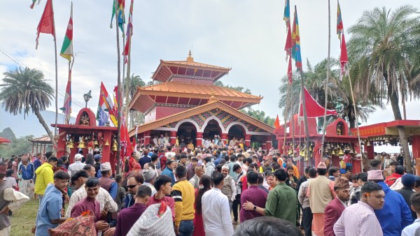 सकियो त्रिपुरासुन्दरीको जात्रा, हजारौंले गरे दर्शन