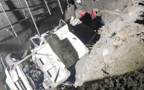 दार्चुलामा जिप दुर्घटना : एक जनाको मृत्यु, एक जना घाइते 