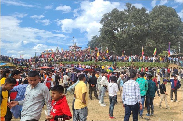 बैतडीको प्रसिद्ध निङ्गलाशैनी भगवती मन्दिरमा जात्रा शुरु 