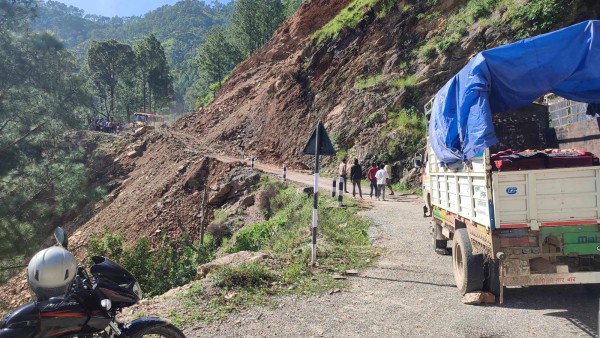 अवरुद्ध पाटन–पञ्चेश्वर सडक सुचारु