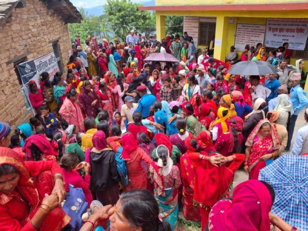 बैतडीको पञ्चेश्वरमा स्वास्थ्य शिविर सम्पन्न, १३ सय बढीले सेवा लिए