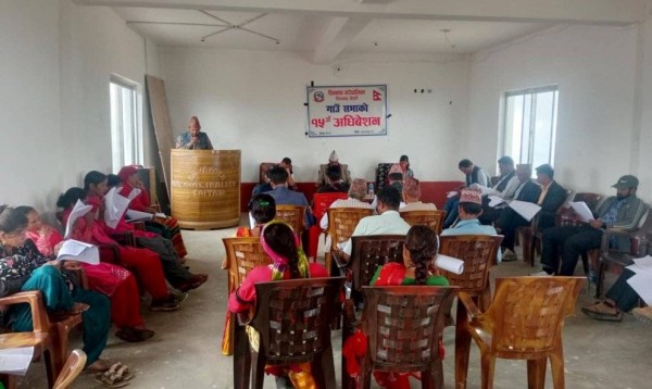 बैतडीको शिवनाथले आगामी बर्षका लागि ३८ करोड ४८ लाखको बजेट ल्यायो