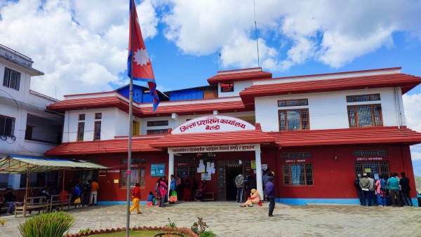बैतडीका ग्रामीण कच्ची सडकमा सवारी सञ्चालन गर्न रोक