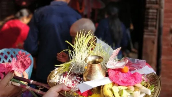 दशैँको टीकाको दोस्रो दिन आज पनि टीका–जमरा ग्रहण गरिँदै