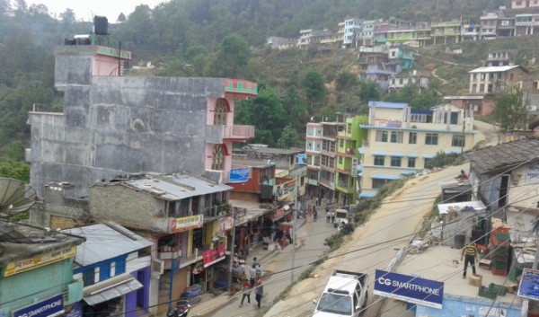 बैतडीमा हर्न बजाउने सवारीलाई ५ सय जरीवाना  