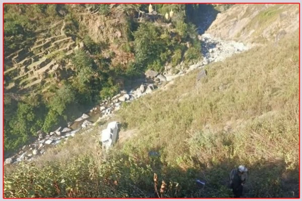 डोटीकोमा जिप दुर्घटना हुदाँ ६ जना घाइते