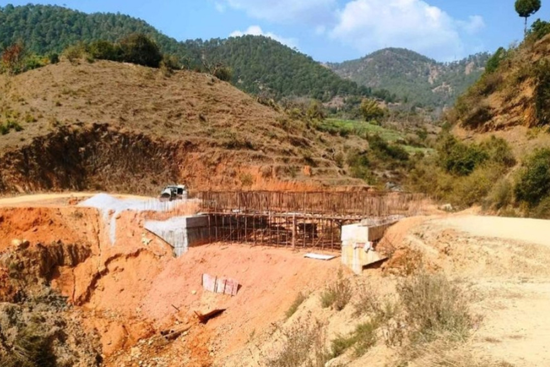 नौ बर्षसम्म अलपत्र गोइडाखोला पुल निर्माणको काम अन्तिम चरणमा 