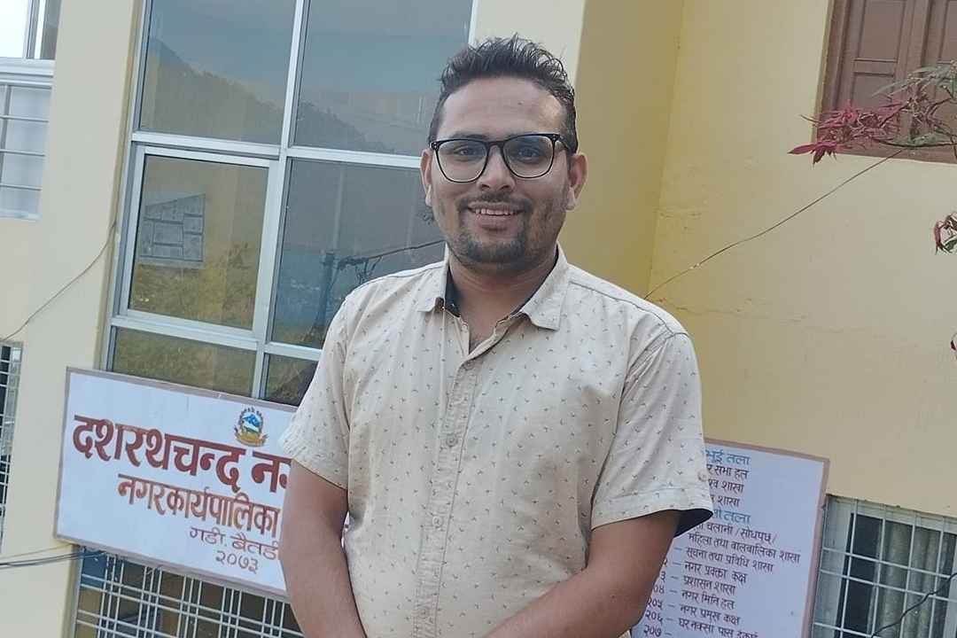 दनपाका प्रमुख प्रशासकीय अधिकृत जोशीको सरुवा