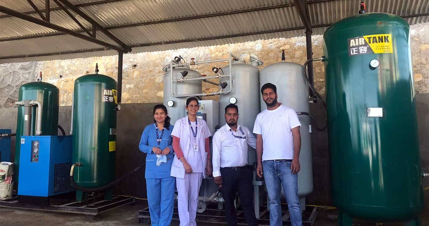 जिल्ला अस्पताल बैतडीमा अक्सिजन प्लान्ट जडान, विद्युत नहुँदा सञ्चालनमा समस्या 