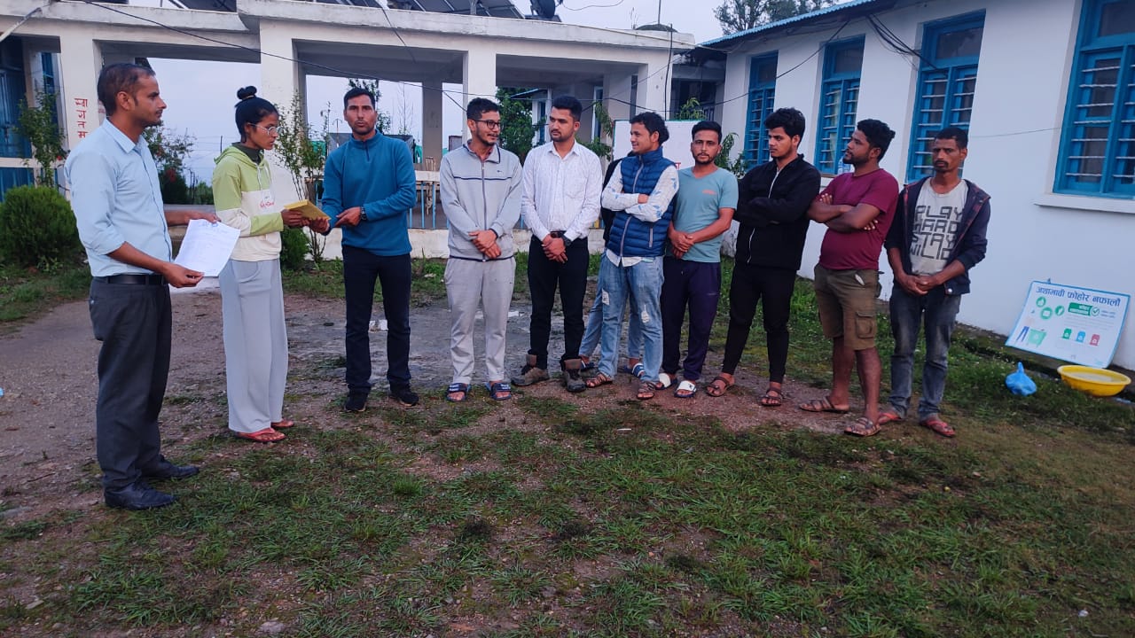 रास्वपाको पहलमा बैतडीकी मुटु रोग पीडित मिनालाई आर्थिक सहयोग 