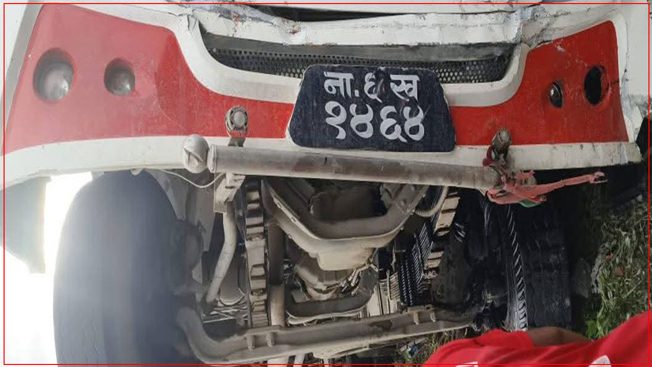 बस दुर्घटनामा परि २ जनाको मृत्यु