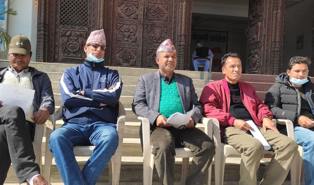 सानेपामा अनसन बस्ने डडेल्धुरा कांग्रेसका सभापति मल्लको घोषणा