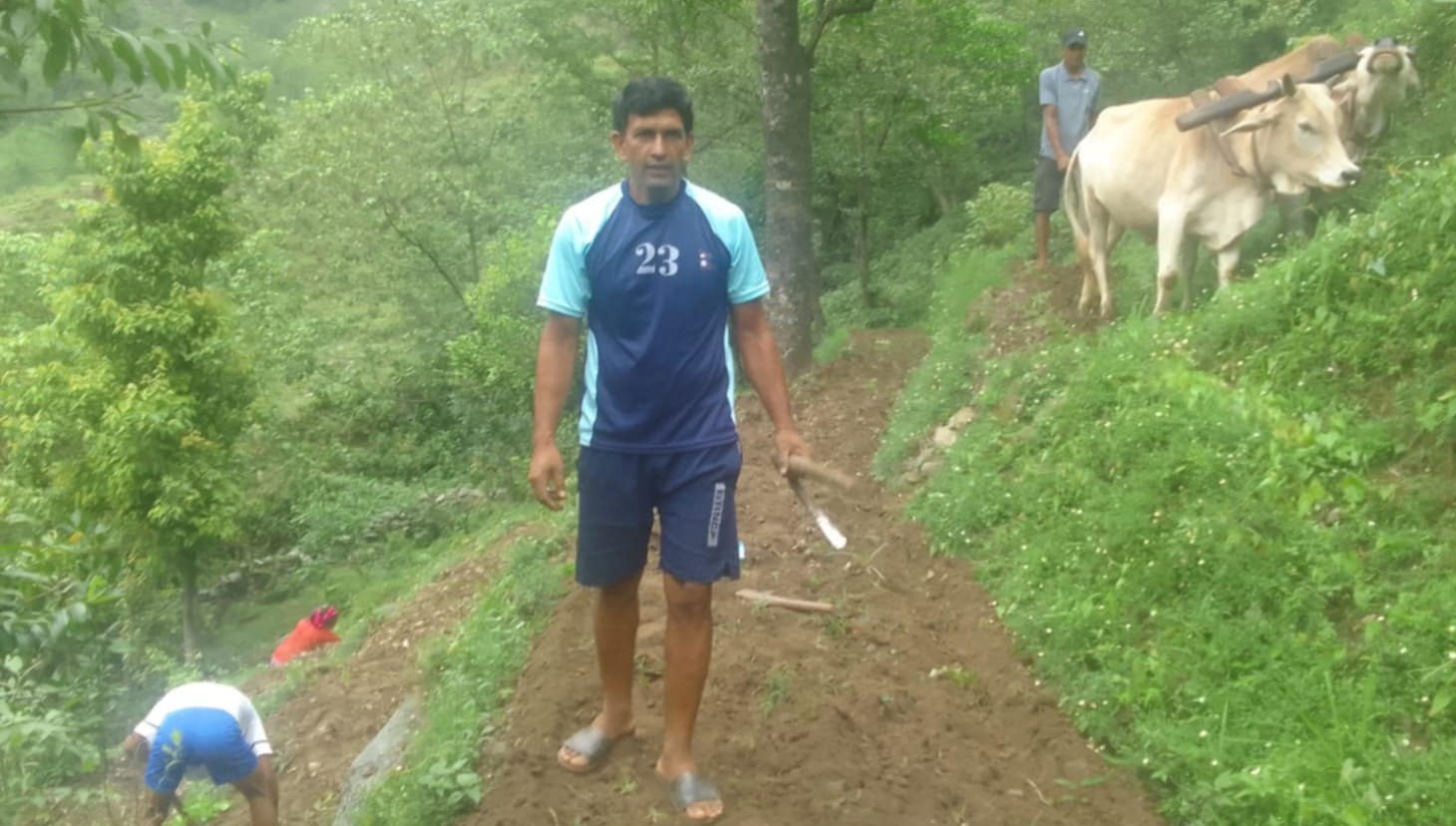 विप्लव नेतृत्वको नेकपाले बैतडीमा शुरु गर्यो सामूहिक कोदो खेती