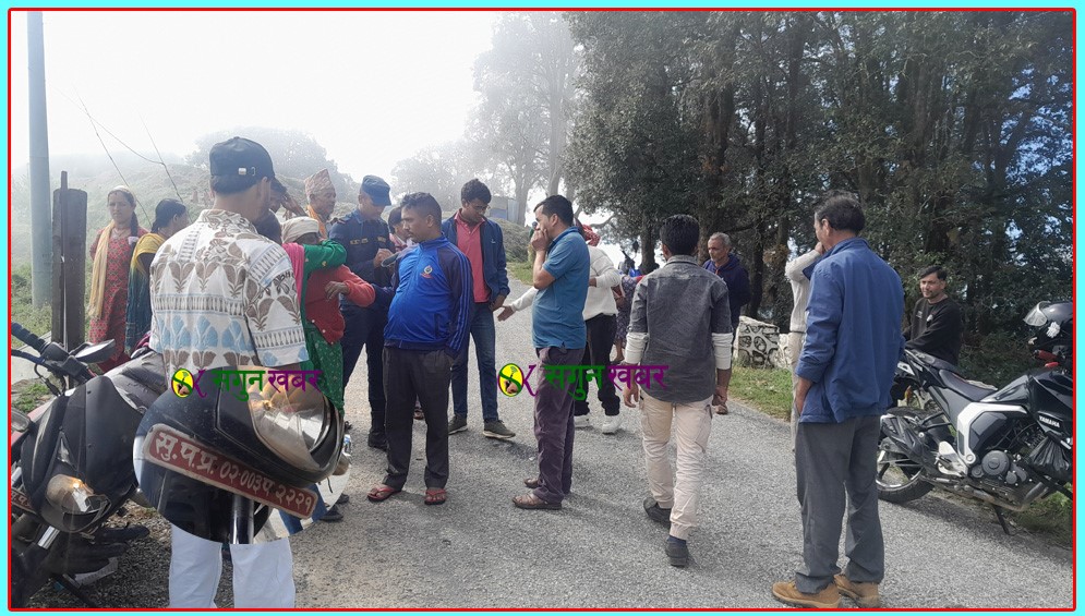 बैतडीमा मोटरसाइकलको ठक्कर बाट एक जना महिला घाइते