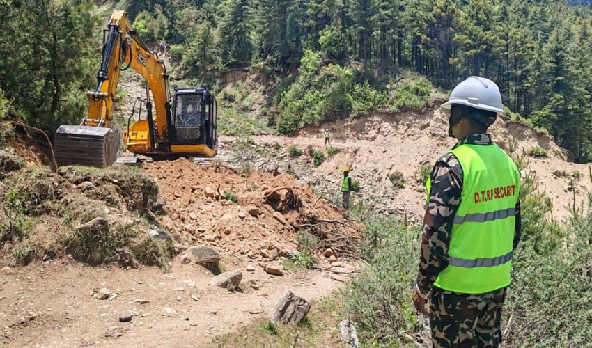 दार्चुला–तिङ्कर सडक : दुम्लिङसम्म गाडी गुडाउने सेनाको लक्ष्य