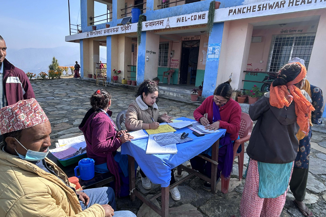 बैतडीमा परिवार योजना शिविर सञ्चालन, पञ्चेश्वरमा १९ जनाले सेवा लिए 