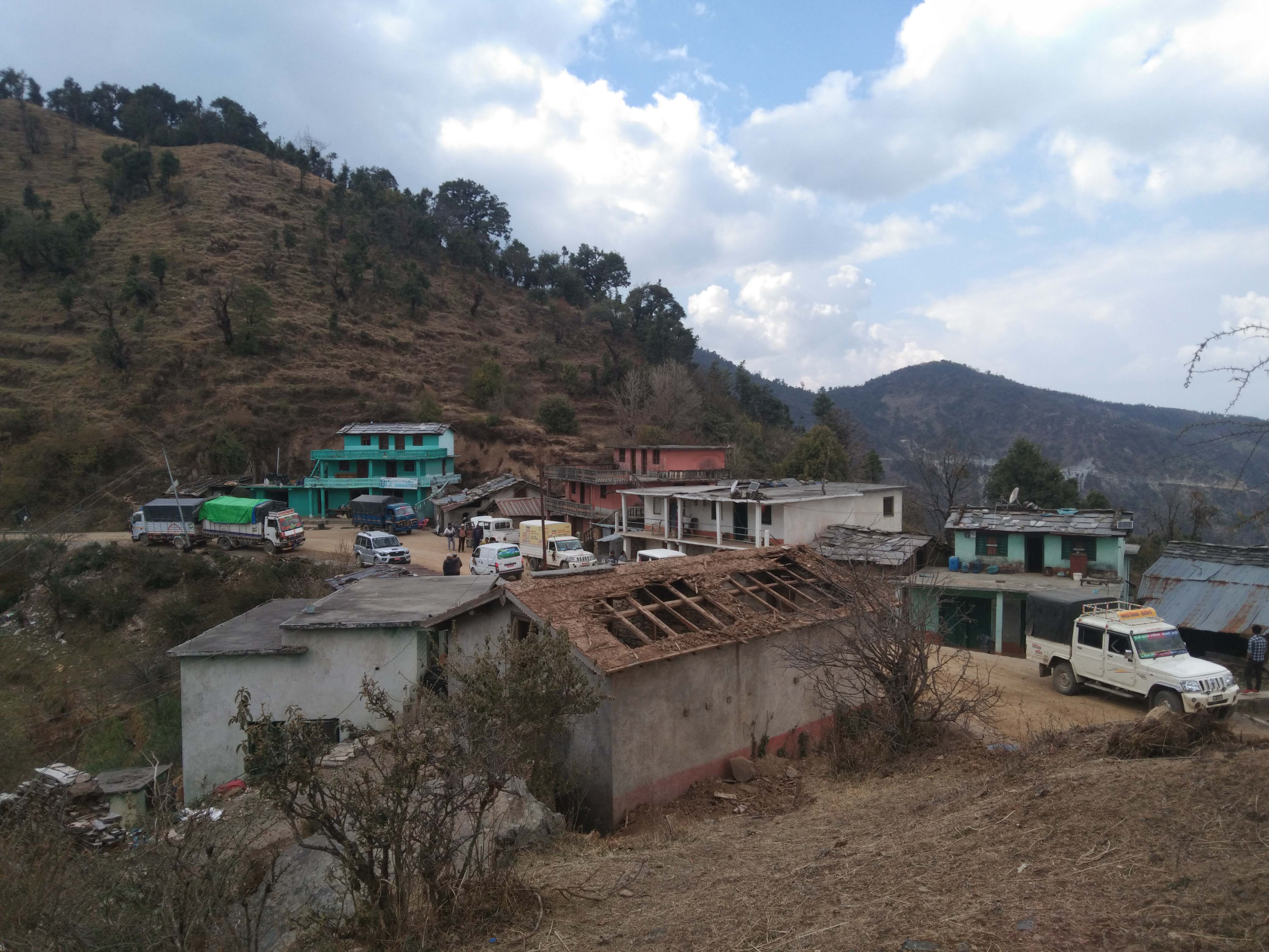 बैतडीको श्रीभावरमा खानेपानीको हाहाकार