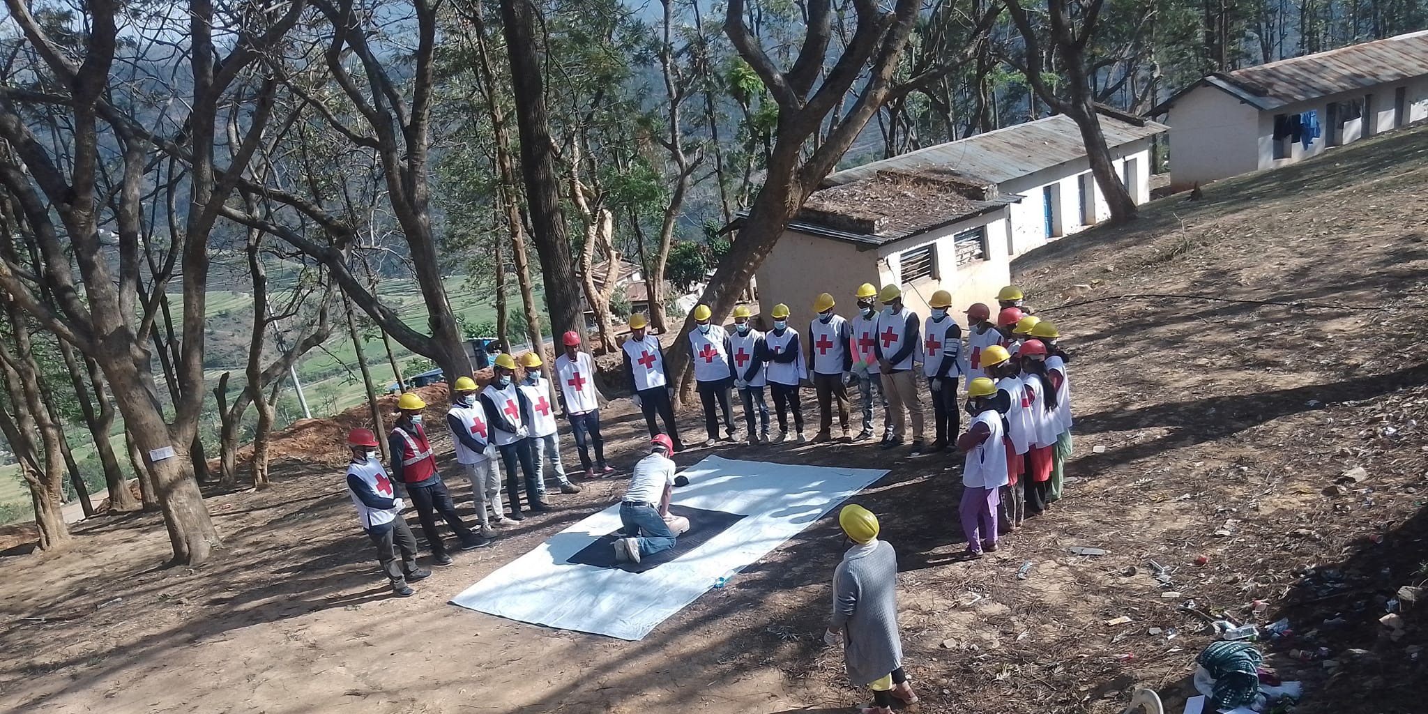 रेडक्रस बैतडीले दियो खोज तथा उद्दार कार्यकर्तालाई पुर्नताजकी तालिम 